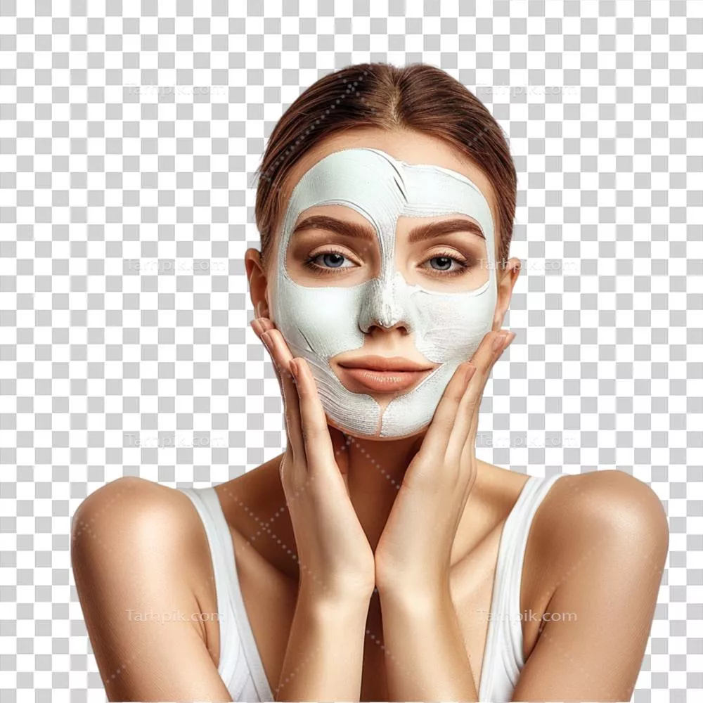 عکس دوربری زنی با ماسک سفید بر روی صورتش در پس زمینه ای شفاف و هنری