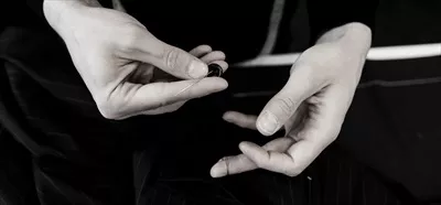 عکس آموزش دوخت دکمه و نکات مهم در خیاطی برای مبتدیان
