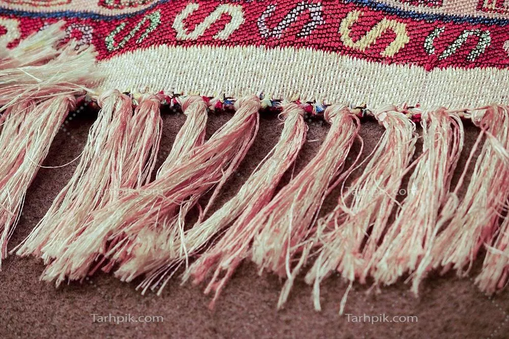 عکس پس زمینه ای جذاب با فرش های دستباف ترکی در نمای نزدیک