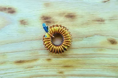 عکس بررسی اجزای موتور الکتریکی و نقش آن ها در عملکرد بهینه