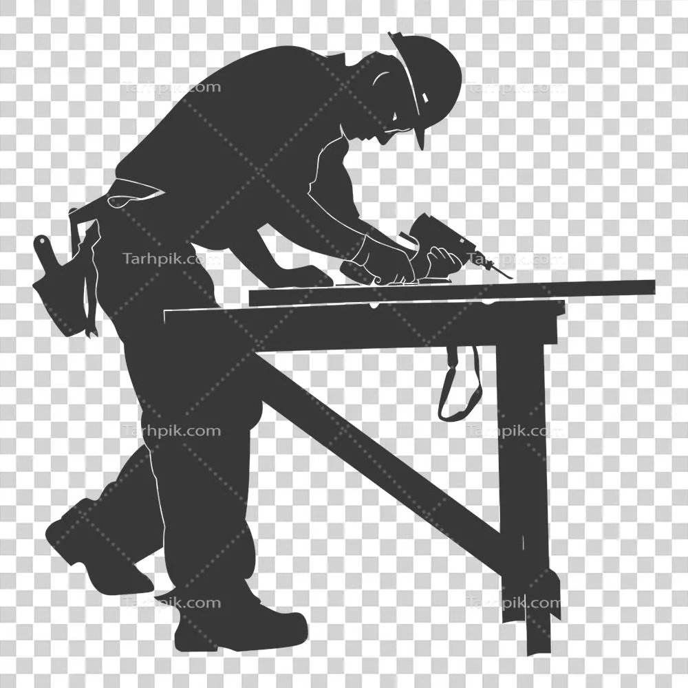 عکس دوربری تصویر سیاه و سفید از یک نجار در حال کار با جزئیات کامل
