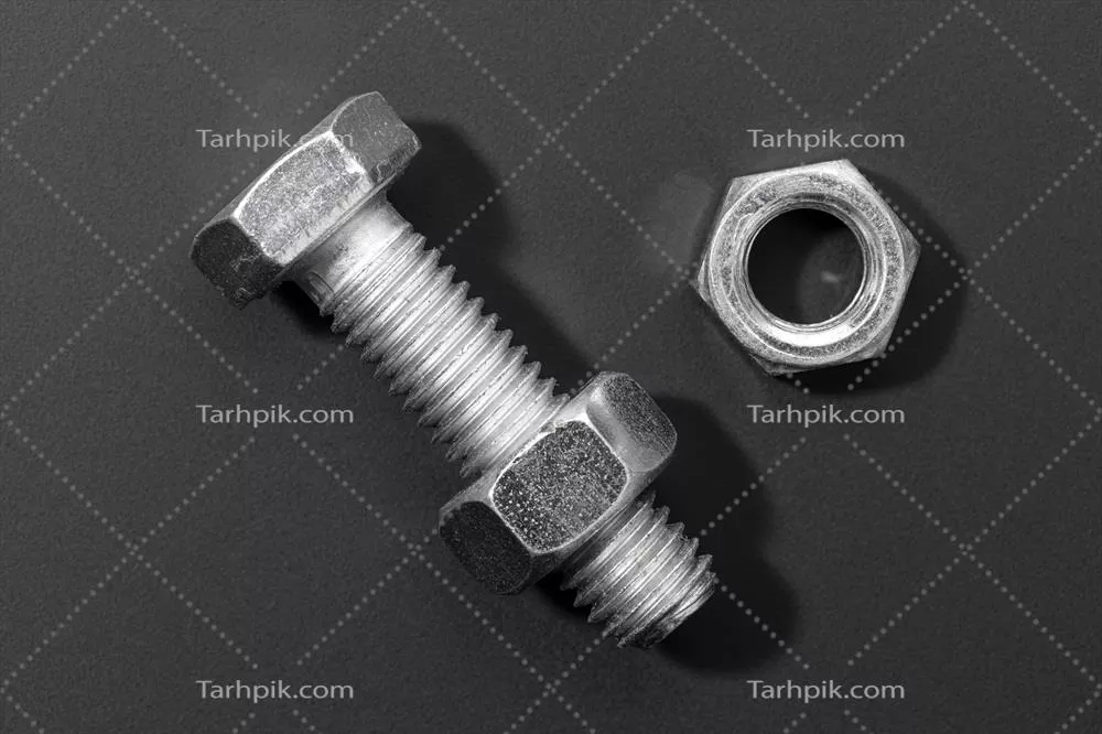 عکس تصویری از پیچ و مهره با پس زمینه سیاه و جذاب