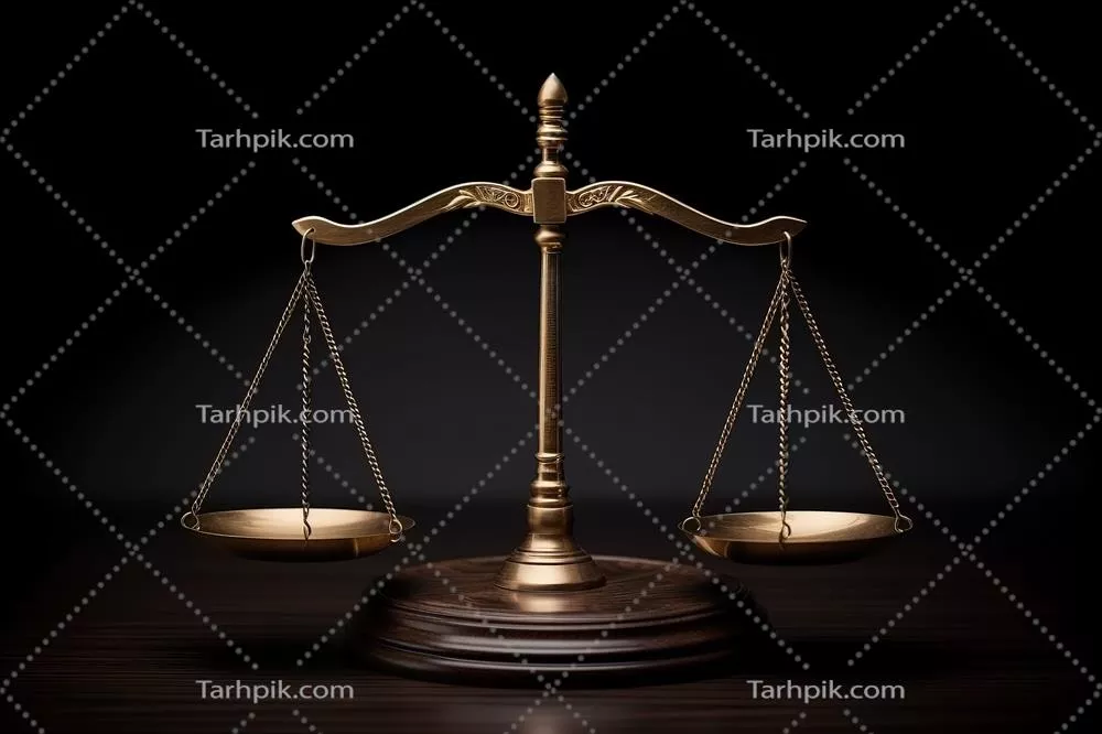 عکس نماد ترازوی عدالت: نمادی از انصاف و قانون در پس زمینه ای تاریک