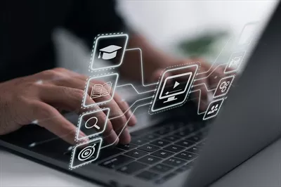 عکس آموزش آنلاین: وبینارها و یادگیری الکترونیکی در دنیای اینترنت