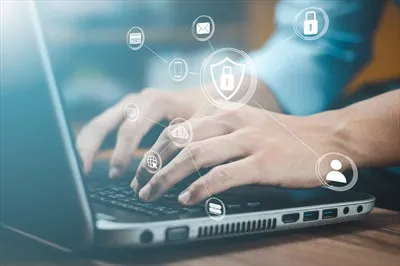 عکس مفاهیم امنیت سایبری و حفاظت از اطلاعات شخصی کاربران در دنیای دیجیتال