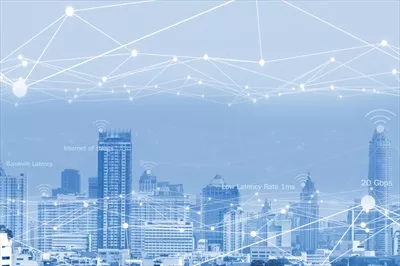 عکس بررسی فناوری 5G و تأثیر آن بر ارتباطات آینده در دنیای دیجیتال