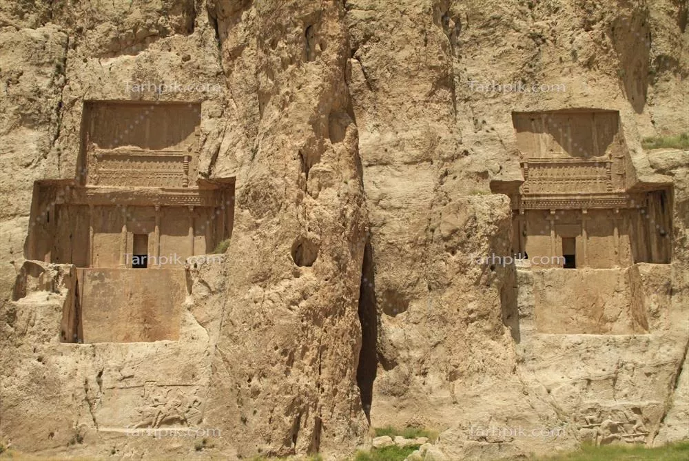 مقبرههای عظیم شاهان هخامنشی داریوش و Xerxes در نزدیکی پرسپولیس ایران