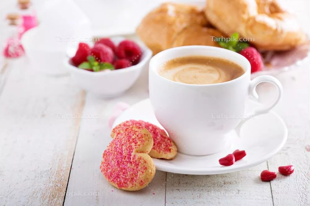 صبحانه ولنتاین ویژه با قهوه و شیرینی های عاشقانه در کنار معشوق