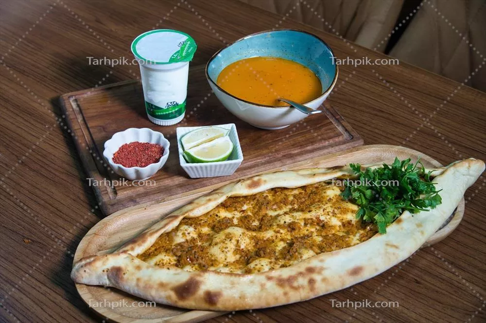 نان لواش ترکی با ماست و سوپ خوشمزه و مقوی