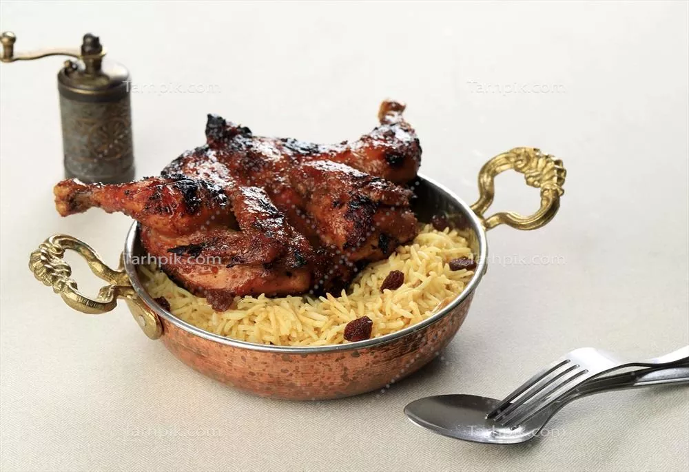 بررسی غذاهای عربی: کباب مرغ و برانی برنج، طعم و دستور پخت