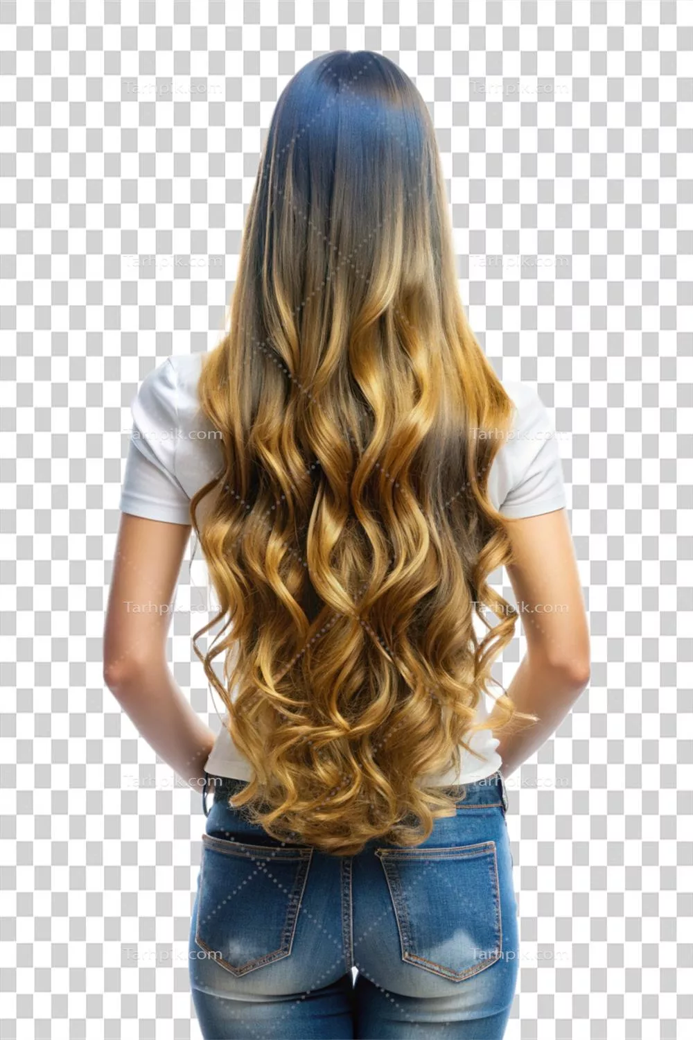 زنی با موهای بلند در حال حرکت بر روی یک مسیر زیبا از پشت