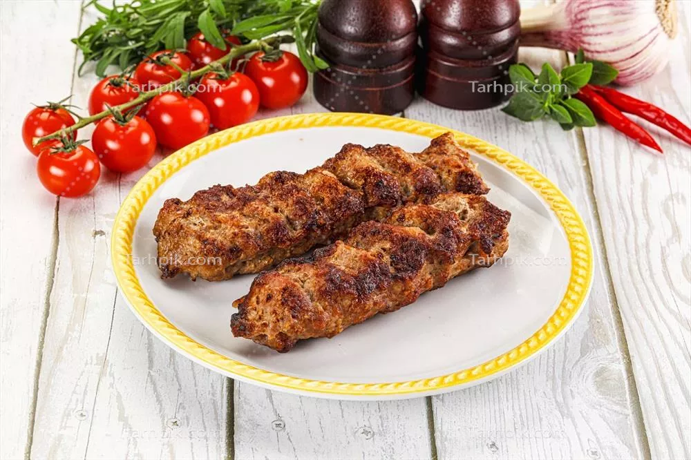 آموزش تهیه کباب مرغ با گوشت چرخ کرده و ادویه‌های خوشمزه