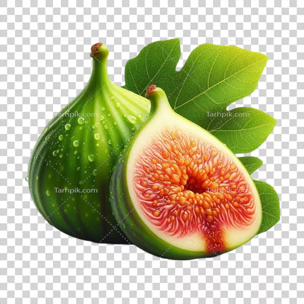 مُیوهٔ رسیدهٔ قرمز با برگ سبز و قطرهٔ آب