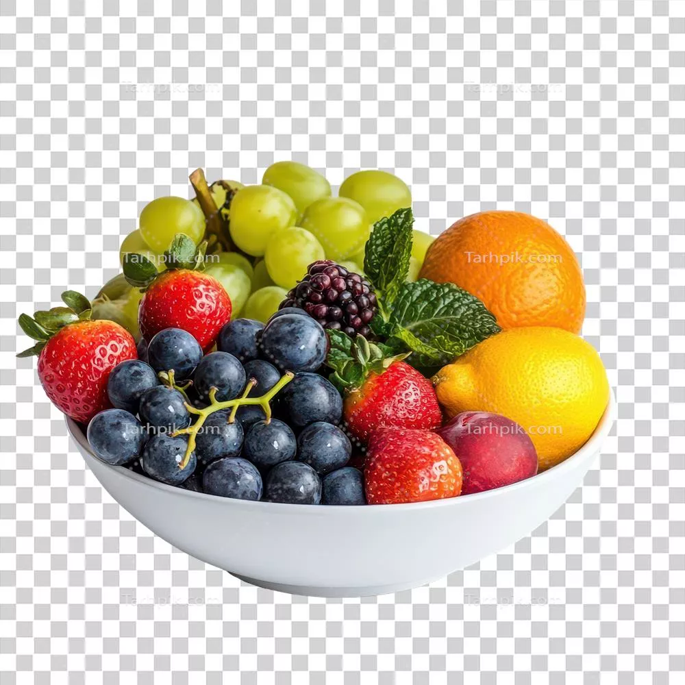 بشقاب میوه‌های تازه و متنوع مناسب برای میان‌وعده‌ای سالم و دسر رنگارنگ