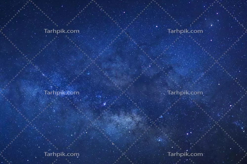 مرکز کهکشان راه شیری با ستاره ها و غبار فضایی - عکس طولانی مدت با دانه بندی