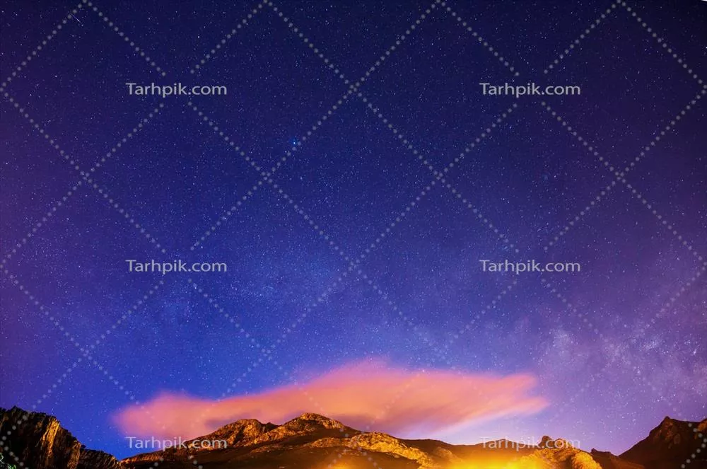 بارش شهابی حیرت انگیز در زمستان و کوههای پوشیده از برف