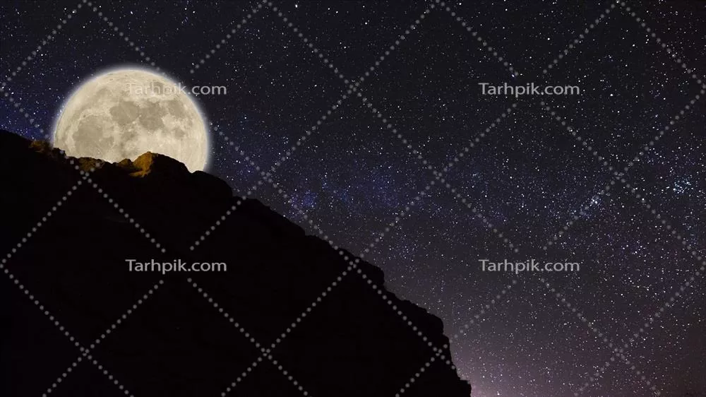 عکاسی در شب: آسمان ستارهدار و کهکشان در پسزمینه کوهستان