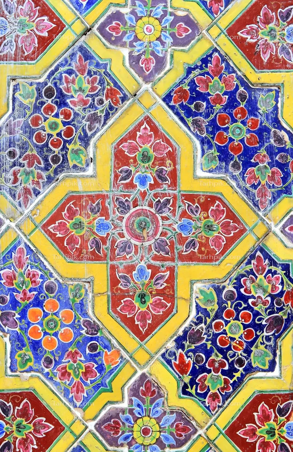 الگوی گل های سنتی تایلندی در معابد بودایی کشور تایلند