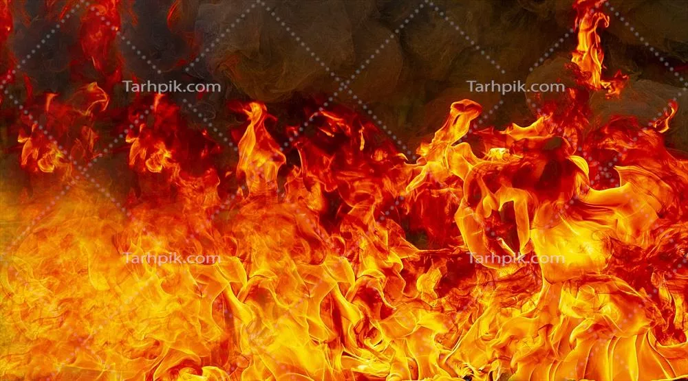 شعله آتش بر روی پس‌زمینه سیاه - یک نگاه خیره‌کننده به آتش