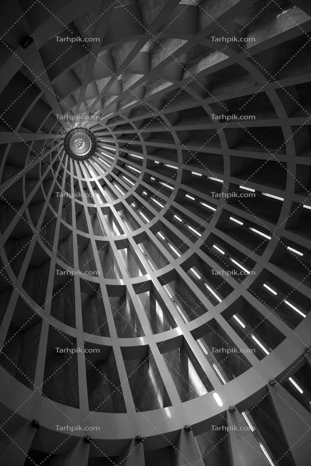 پسزمینه انتزاعی سیاه و سفید با طرحهای خلاقانه و کنتراستهای زیبا