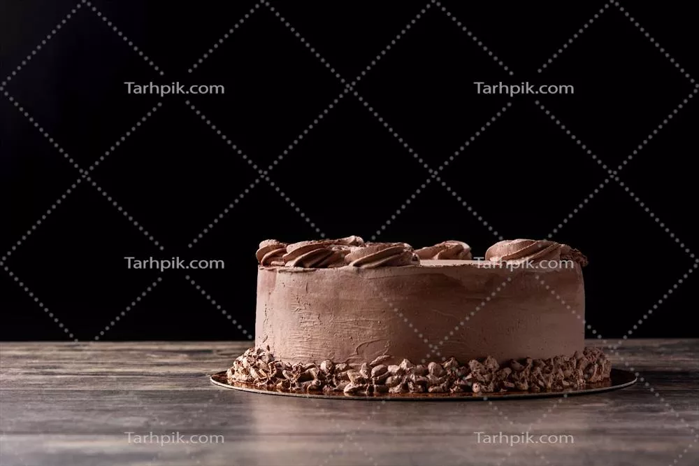 تکه‌ای کیک ترافل شکلاتی خوشمزه و لذیذ با طعم عالی