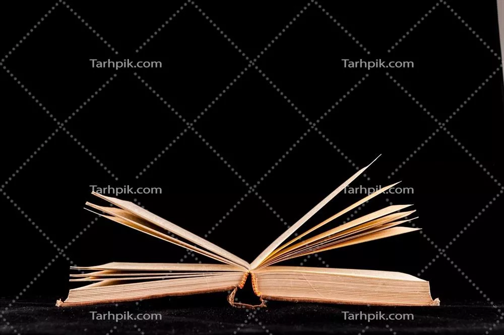 کتاب بر زمینه تیره: بررسی موضوعات و داستانهای کمنور