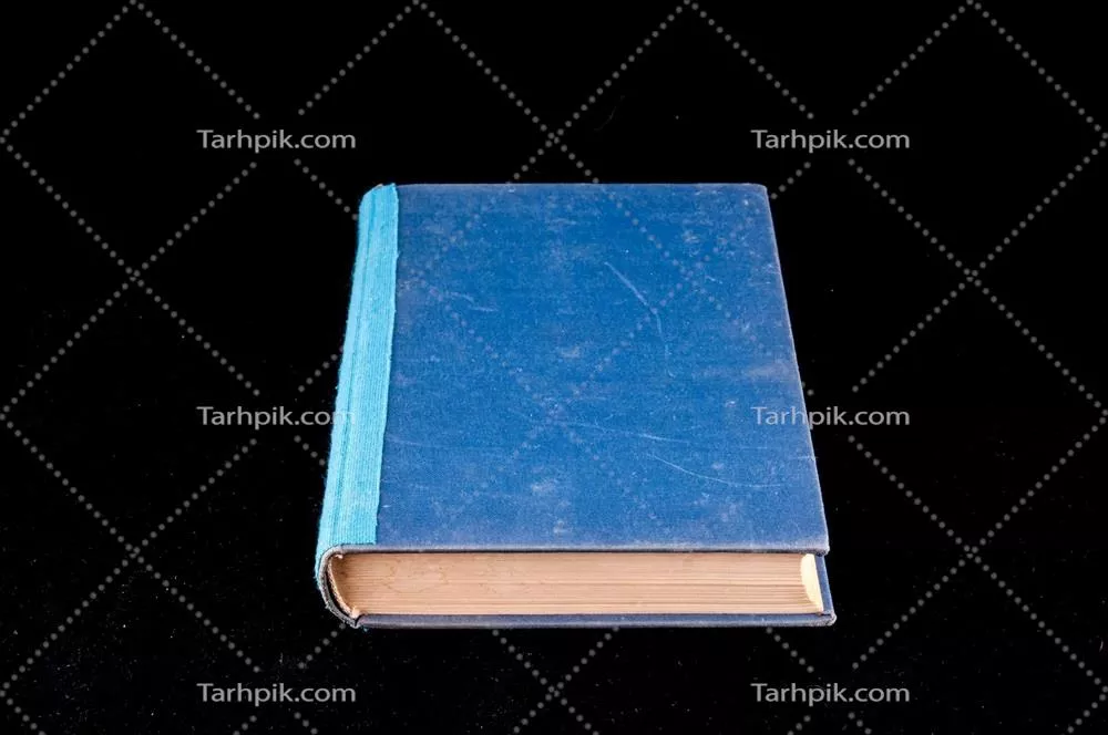 کتاب آبی منزوی: تفکرات و دیدگاههای عمیق در دنیای تنهایی