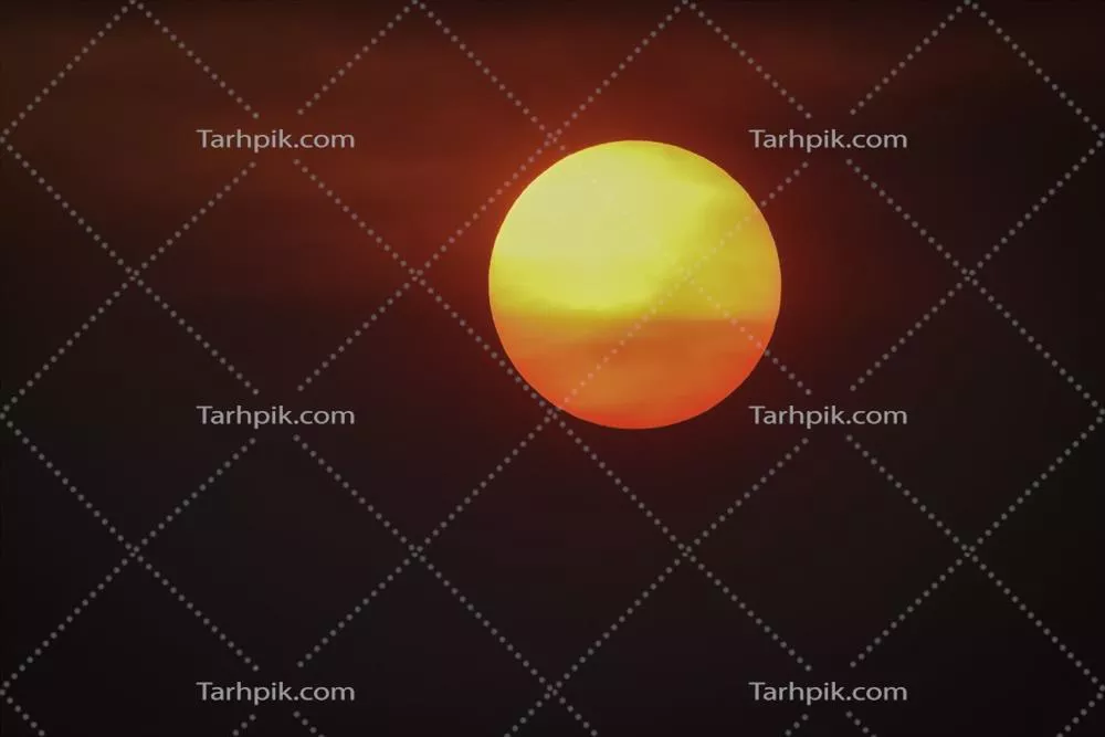 غروب نارنجی با ابرها در استان پامپاس آرژانتین
