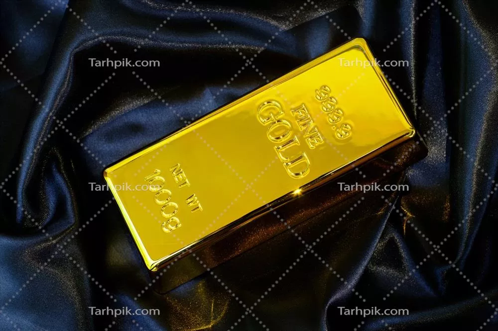 عنوان طلای ۱ کیلوگرم بر روی پارچه ابریشمی مشکی و لوکس با ظاهری زیبا