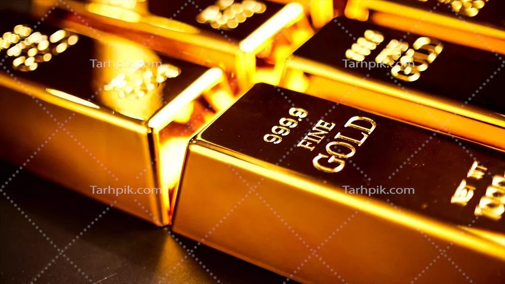 بیشمار شمشهای طلای درخشان بر روی میز نشستهاند