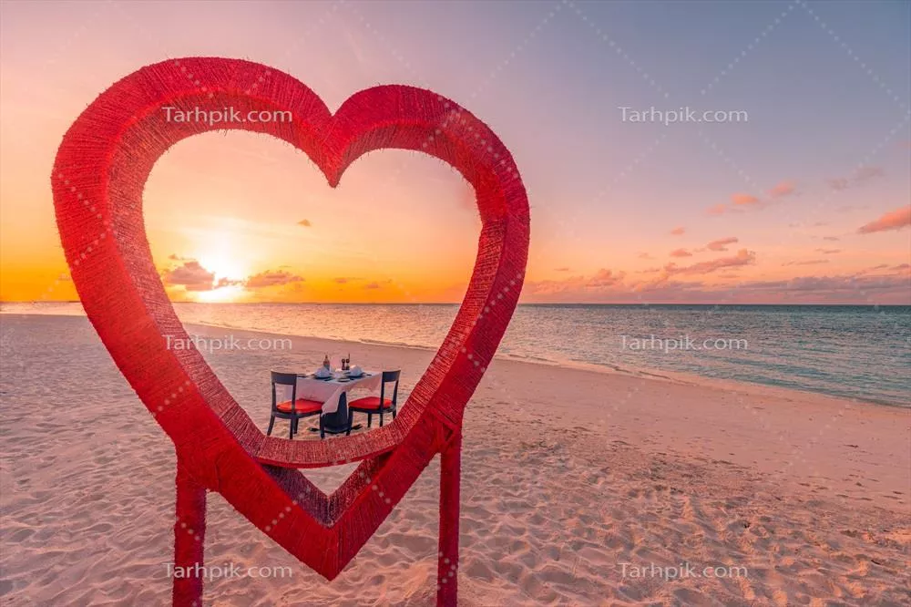 شام عاشقانه در سواحل گرمسیری مالدیو برای زوجهای honeymoon با چشمانداز دریا
