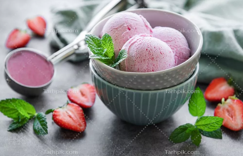 آموزش تهیه بستنی خانگی با توت فرنگی تازه و خوشمزه