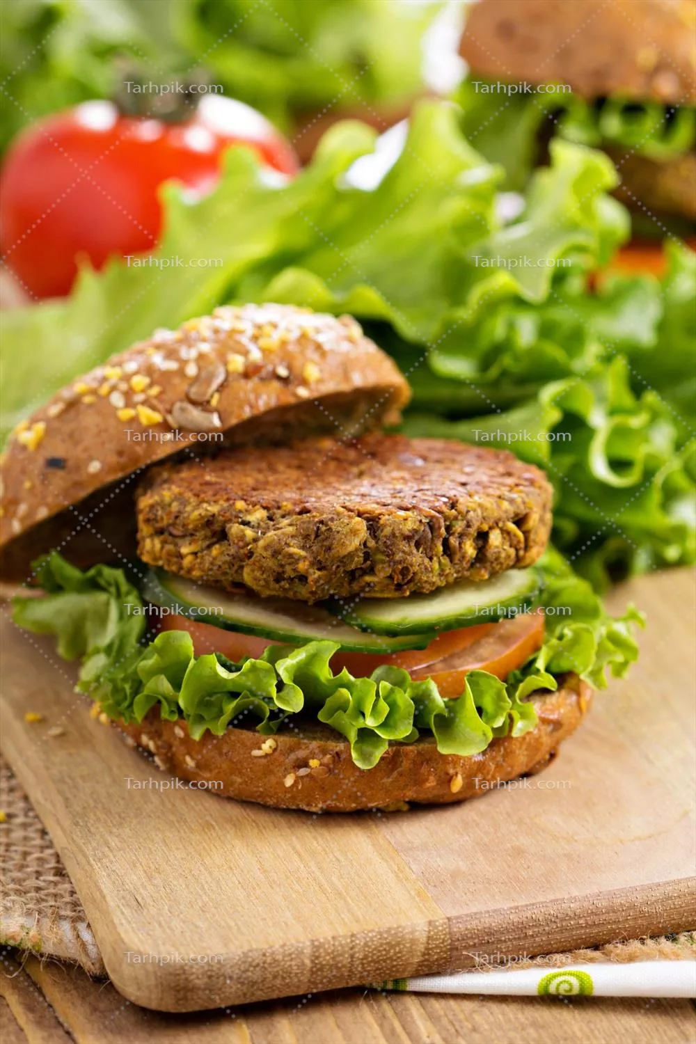 برگرهای گیاهی با عدس و پسته: طعمی خوشمزه و سالم