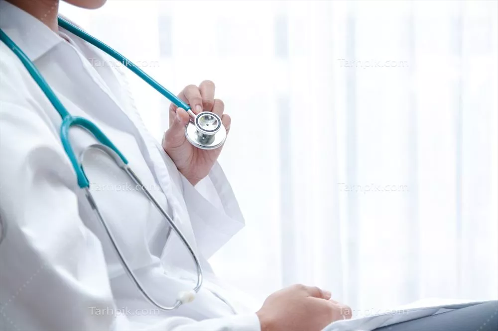 نگاهی به مفهوم مراقبت های پزشکی: پزشک و استفاده از گوشی پزشکی برای تشخیص بیماران