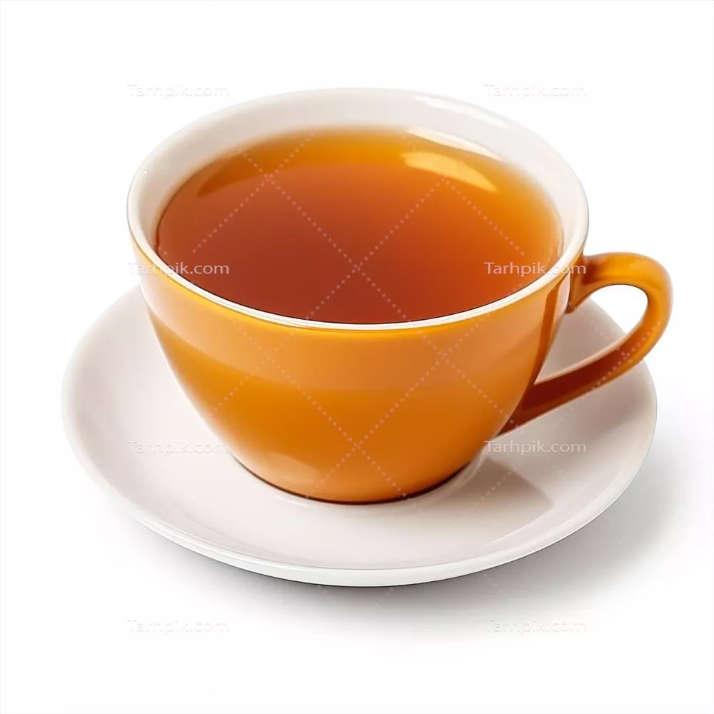 چای کارامل و عسل در فنجان سفید بر روی پس زمینه سفید