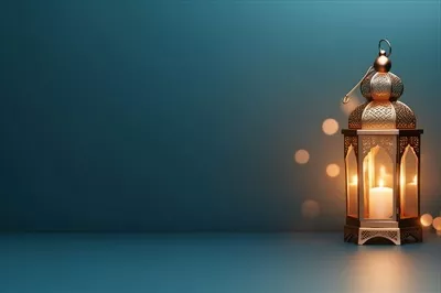 پیام های عید مبارک و رمضان کریم با چراغ اسلامی و背景 مسجد در روز عید فطر