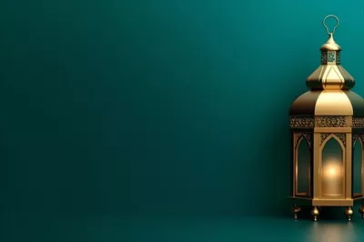 عید مبارک و رمضان کریم: پیام هایی با فانوس اسلامی و背景 مسجد در عید فطر