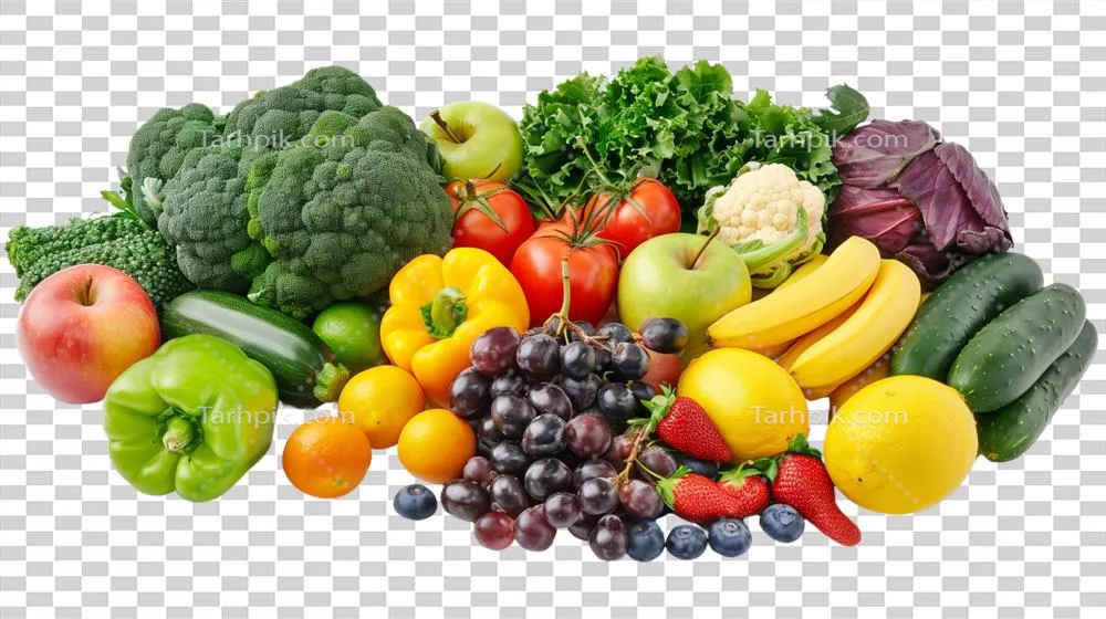 مجموعهای رنگارنگ از میوهها و سبزیجات تازه بر روی پسزمینه شفاف