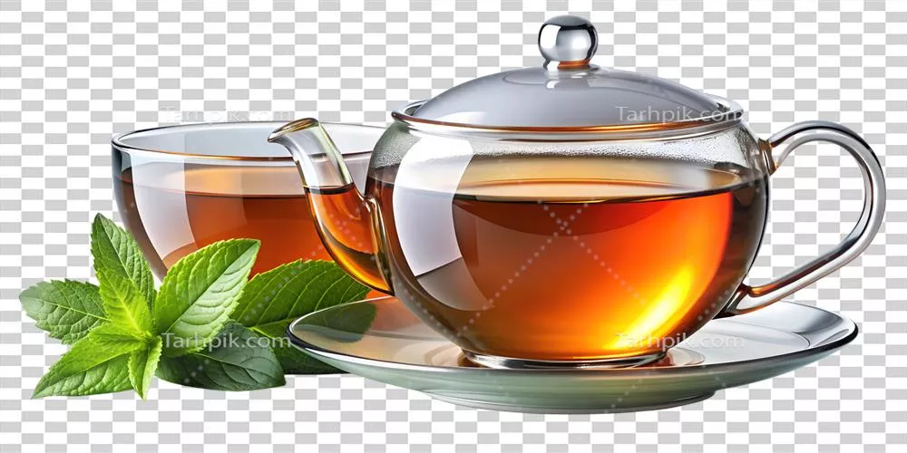 چای گیاهی در قوری شیشه‌ای و فنجان با برگ‌های نعناع بر روی پس‌زمینه شفاف