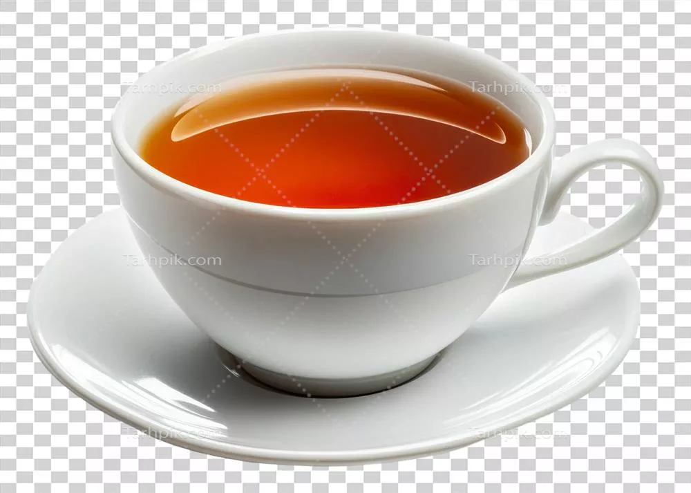 فنجان داغ چای روی نعلبکی آماده برای لذت بردن - عکس برش خورده