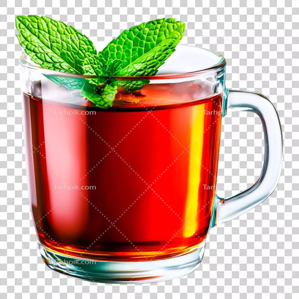 چای گیاهی خنک با برگ های نعناع در یک فنجان شیشه ای