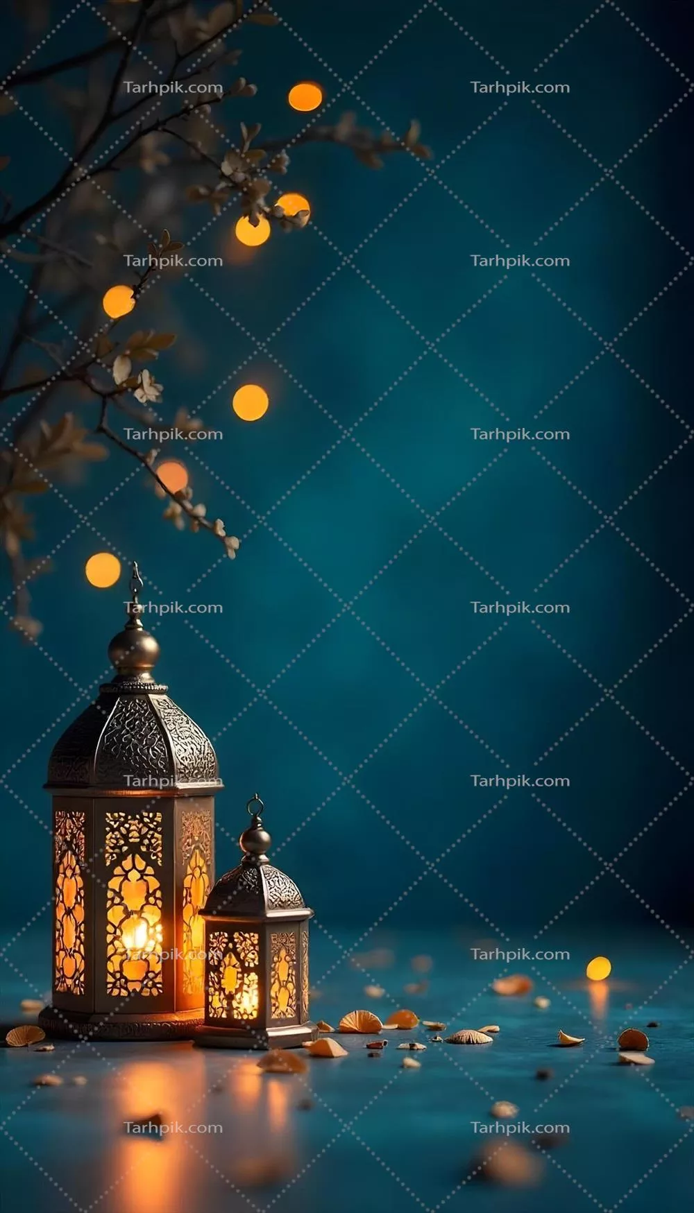 فانوسهای رمضان بر روی زمینه آبی و زیبا برای تزئینات مذهبی