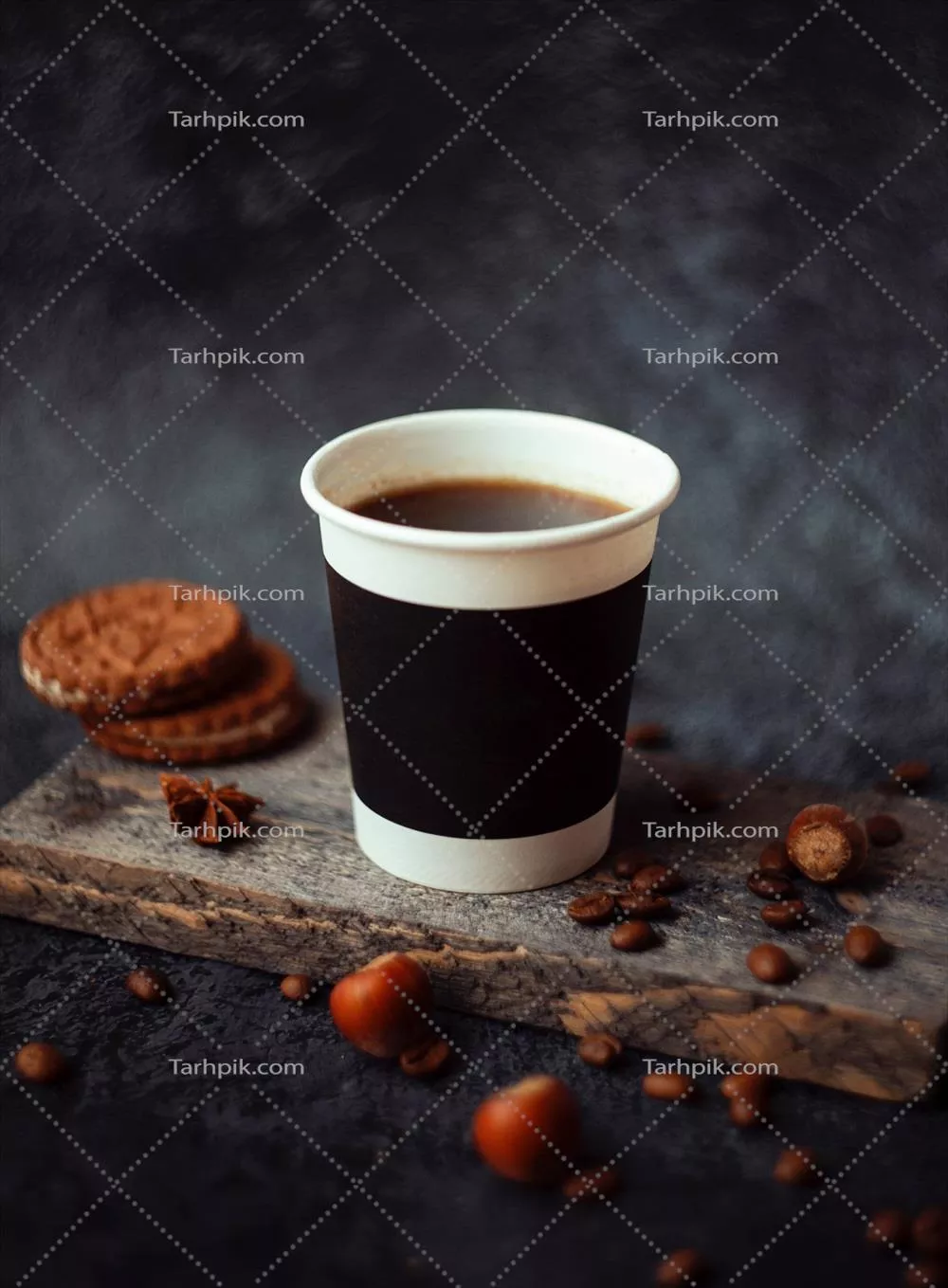 عکس ماکاپ فنجان قهوه با طراحی جذاب و واقعگرایانه برای استفاده در پروژههای بصری