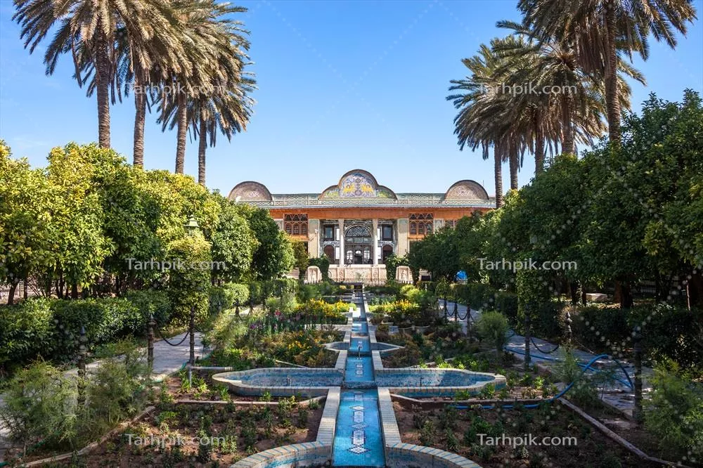 عکس تصویری از باغ و عمارت زیبای عفیف آباد در شیراز با معماری دوره قاجار