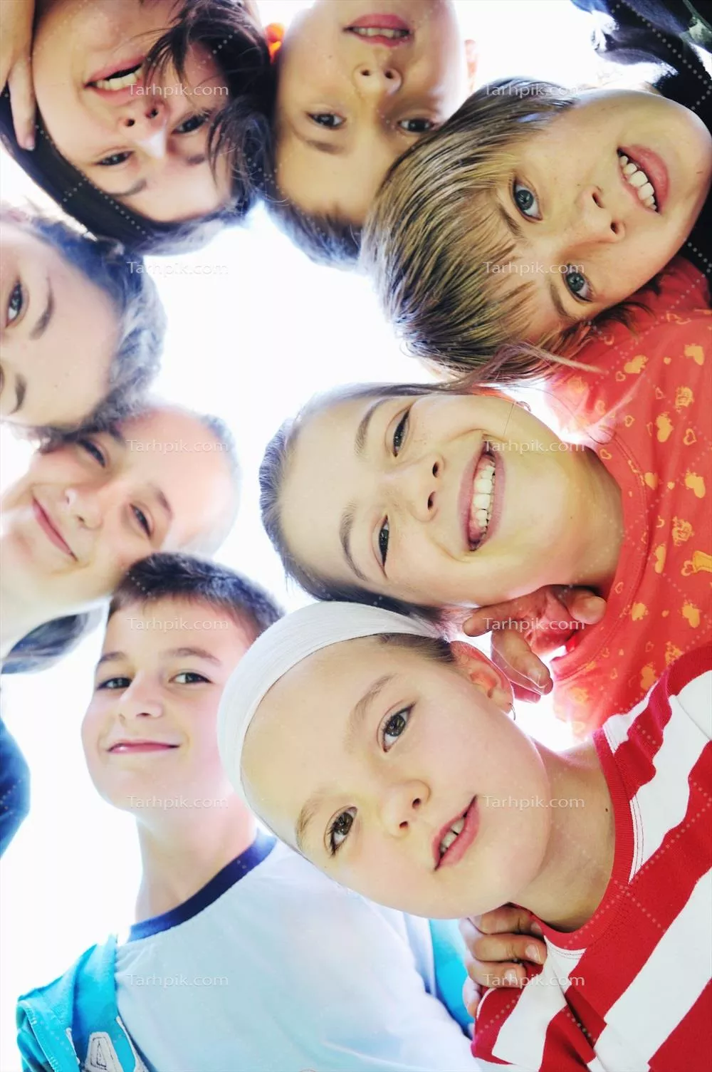 عکس مشاهده اطلاعات گروهی کودکان: بررسی، تحلیل و نمایش اطلاعات گروه‌های سنی مختلف کودکان