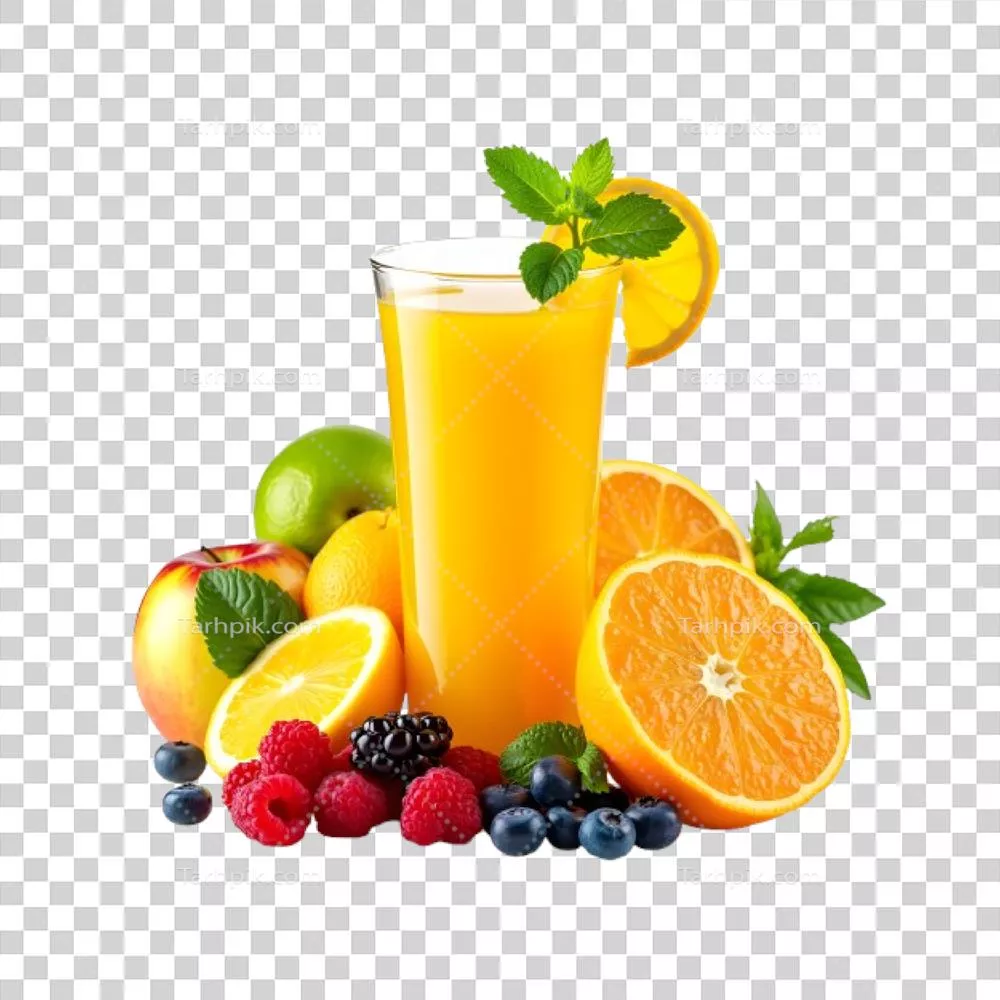 عکس دوربری آبمیوه تازه با پرتقال، بلوبری، تمشک و توتها روی پسزمینه شفاف