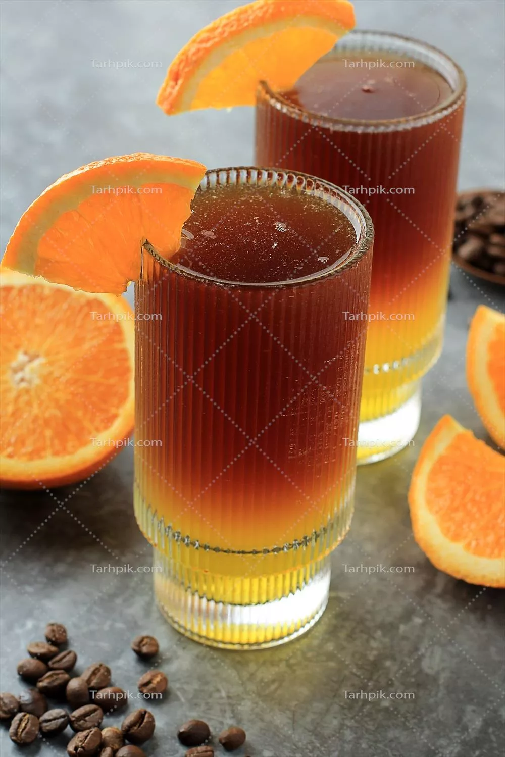 عکس کوکتل قهوه و پرتقال؛ ترکیبی خوشمزه از اسپرسو و نوشیدنی گازدار