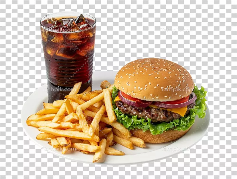 عکس دوربری بشقاب همبرگر و سیب‌زمینی سرخ‌کرده به همراه نوشیدنی