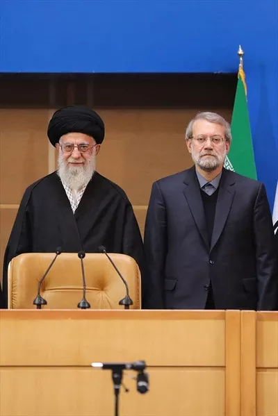عکس شهیدان سید علی خامنه ای و دکتر علی لاریجانی