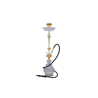 عکس دوربری شیشۀ معطر و فشرده؛ جعبه لوکس سیگار با طعم‌های مختلف